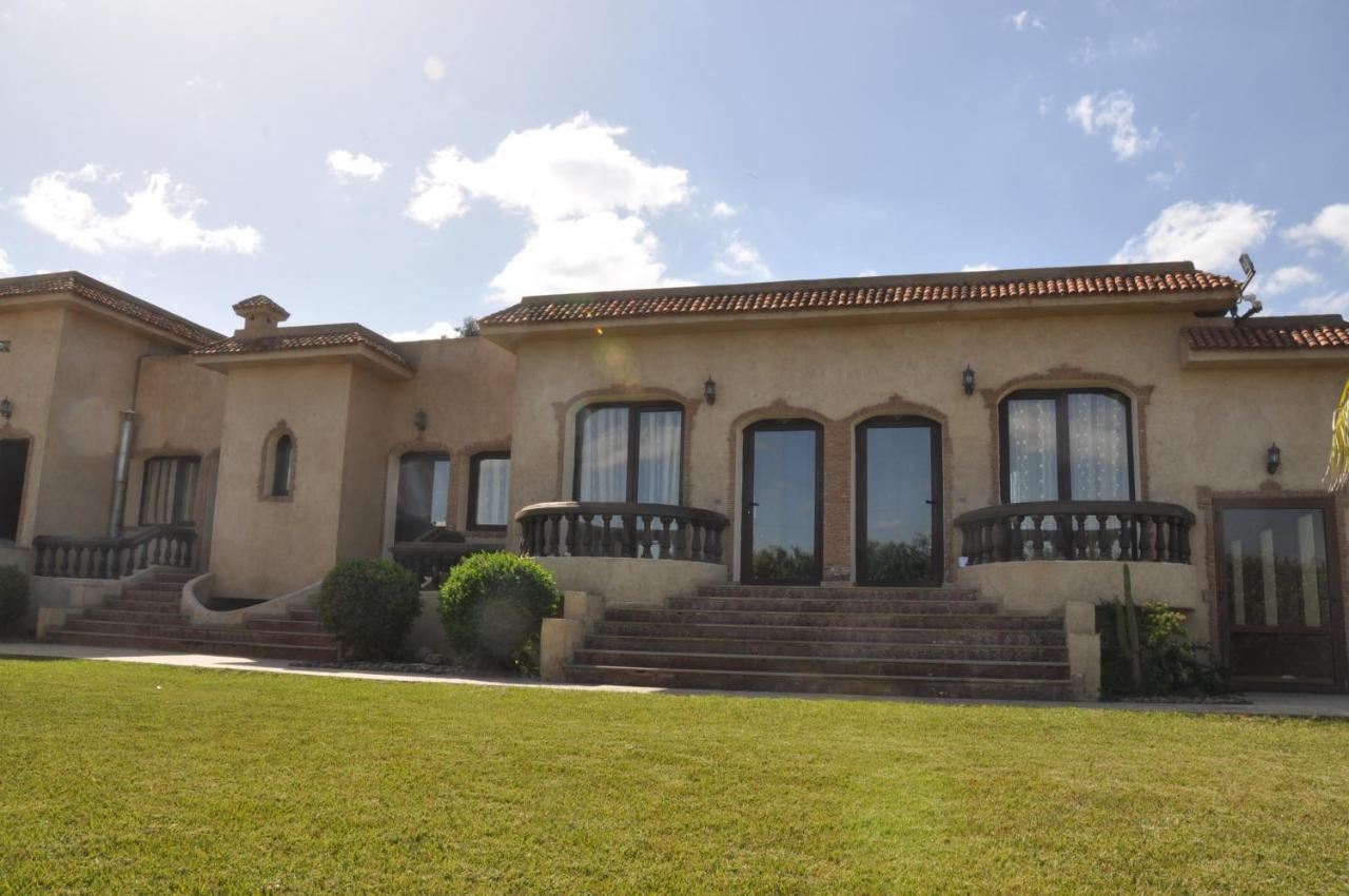 Gite Nadia Dar Ben Abdallah Ben Dehbi Exterior foto